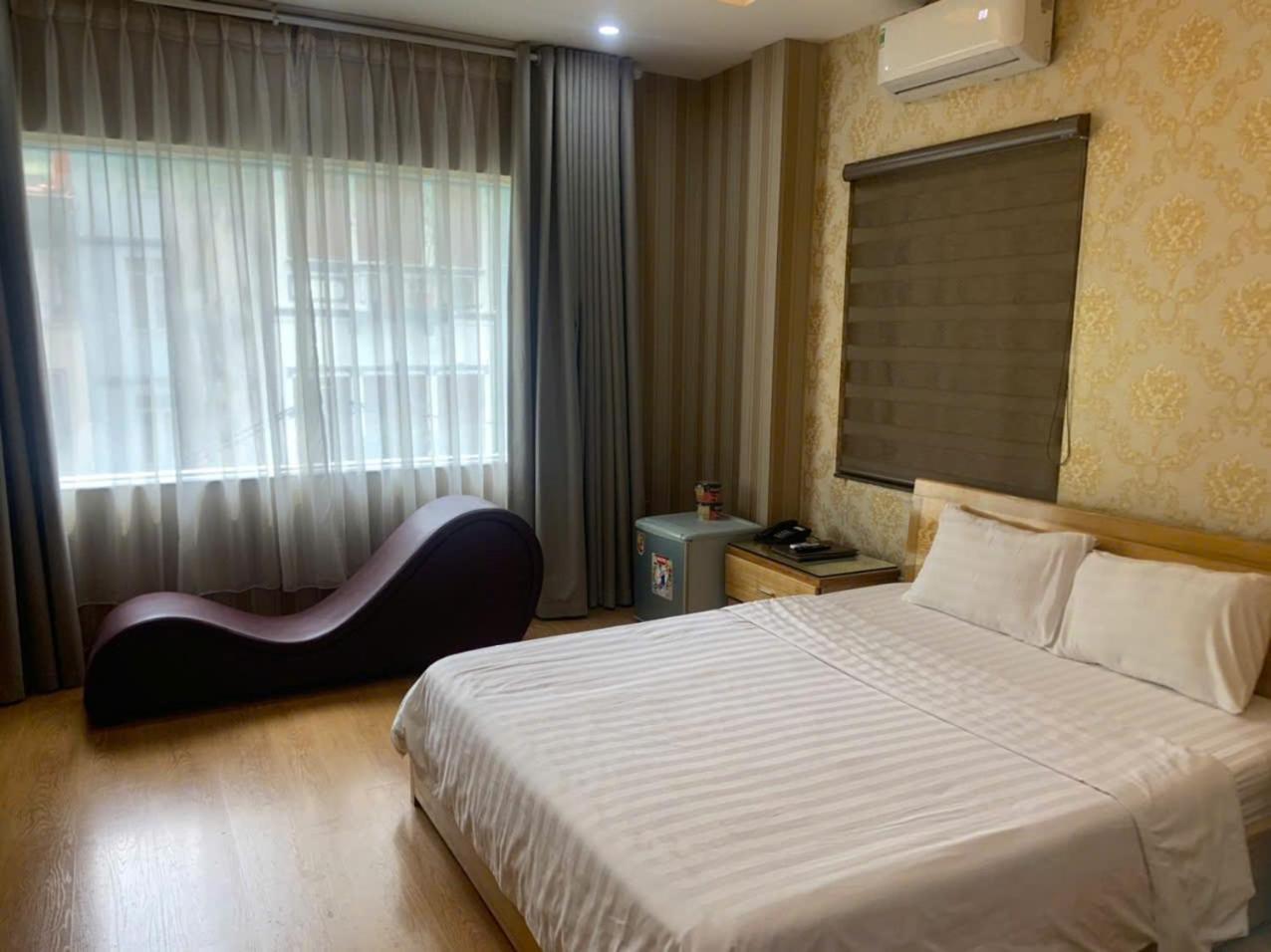 Venus Hotel Ha Noi Hanoï Extérieur photo